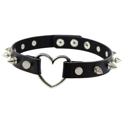 Collar Choker Gótico Corazón 3