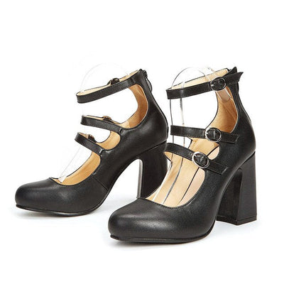 Zapatos de verano góticos